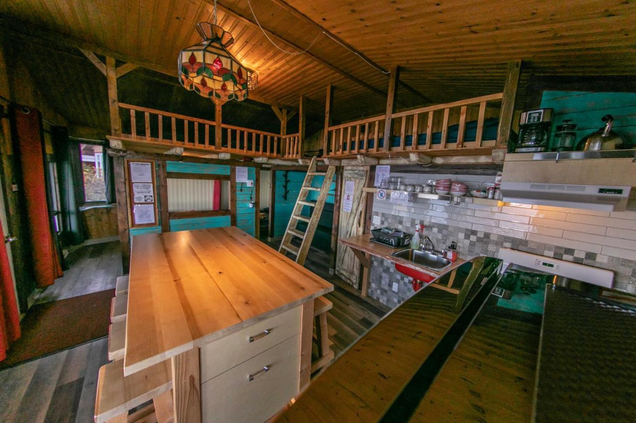 Festive Sea Shack Campsite Sainte Anne des Monts